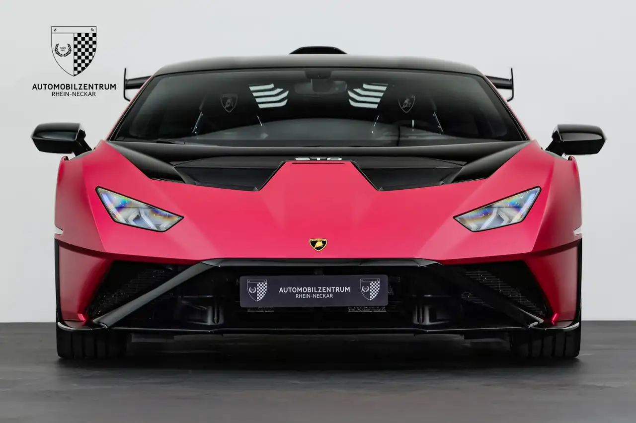 Lamborghini Huracán STO